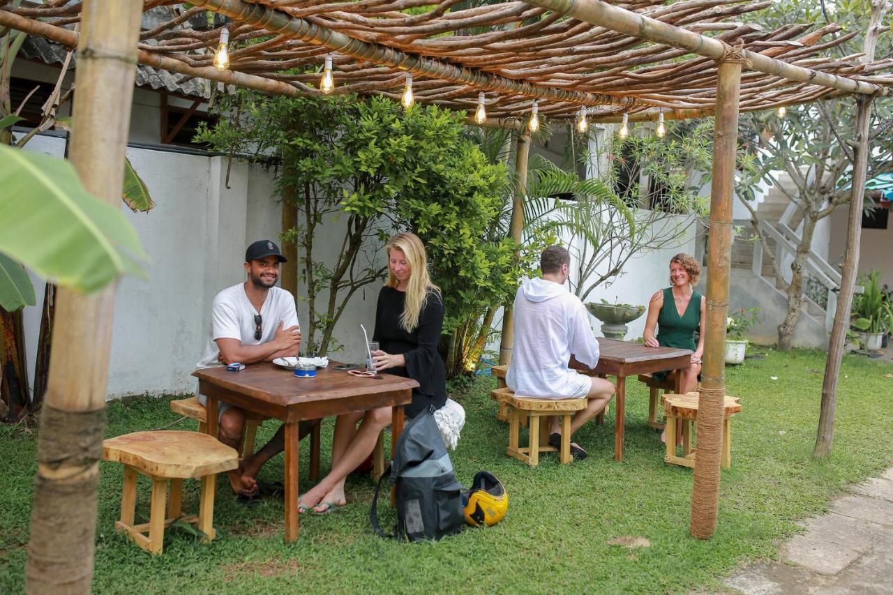 The Soul Inn Kabalana Ahangama Esterno foto